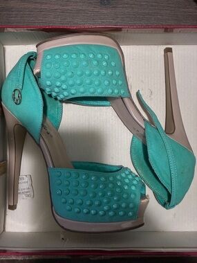 Breckelles Turquoise Studded Platform High Heels